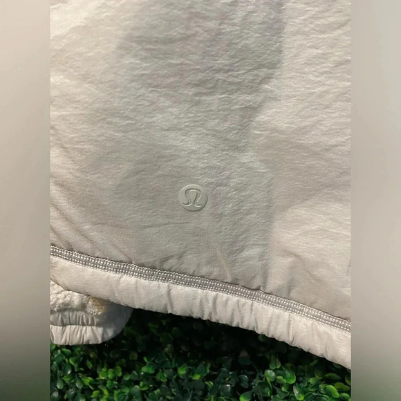 Lululemon Go Cozy Jacket in Heathered Ceramic - Size 10 - Picture 10 of 14
